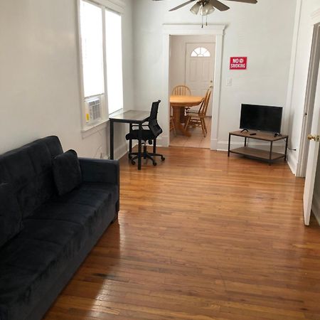 Private 2 Bedroom And 1 Bathroom House In A Quiet Area And Convenient To Nyc Bus And Train Perth Amboy Esterno foto