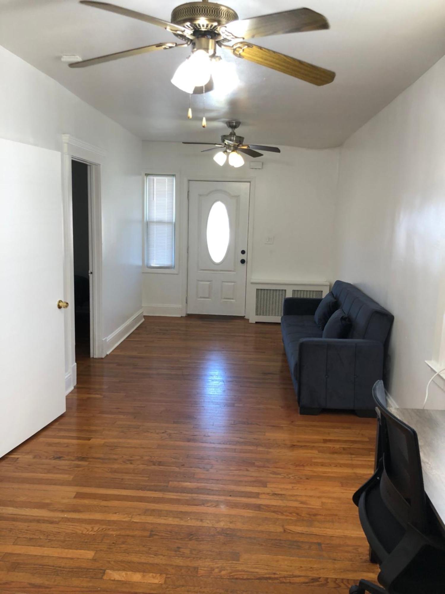 Private 2 Bedroom And 1 Bathroom House In A Quiet Area And Convenient To Nyc Bus And Train Perth Amboy Esterno foto